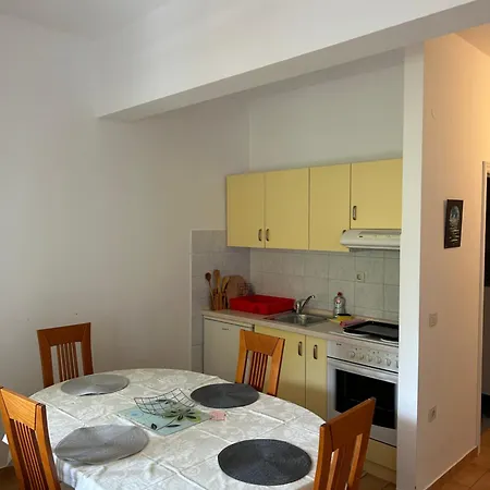 Mileta Apartment Makarska